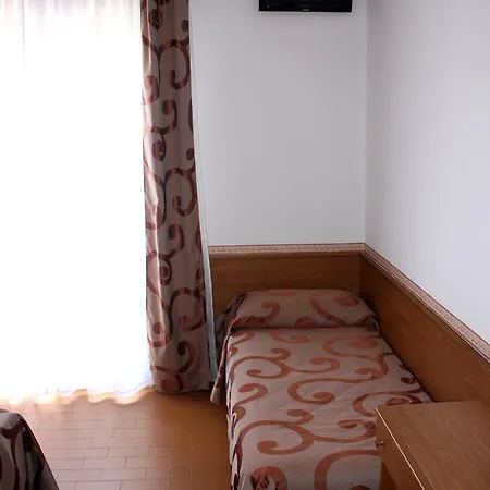 Helga ホテル カオルレ