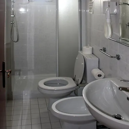 ホテル Helga カオルレ